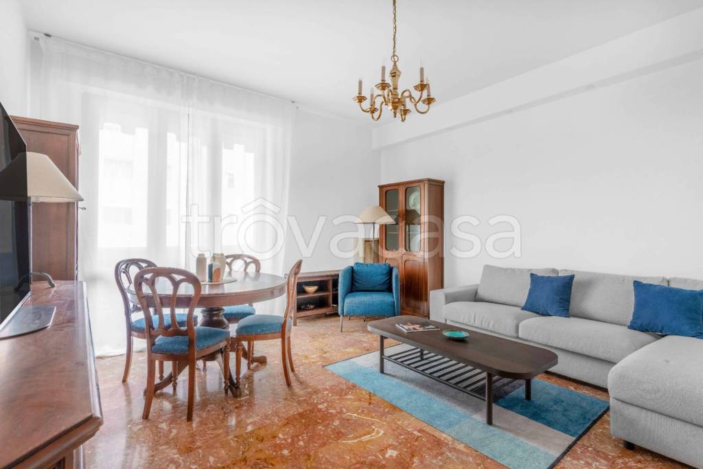 appartamento in affitto a Milano in zona Bocconi