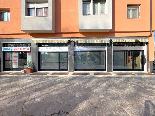 ufficio in affitto a Milano in zona Gallaratese