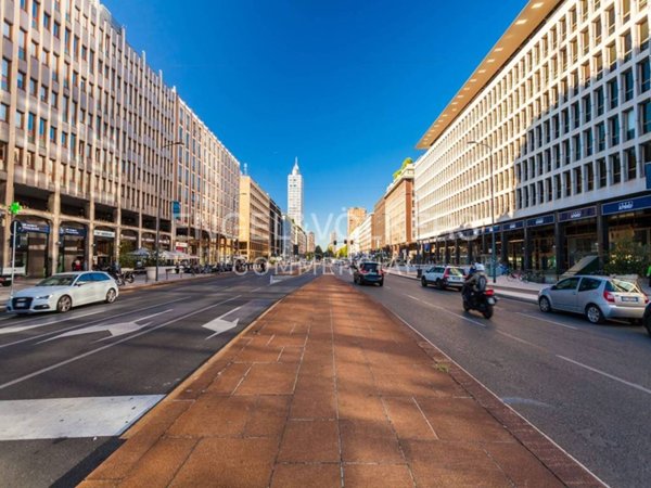 ufficio in affitto a Milano in zona Centro Direzionale