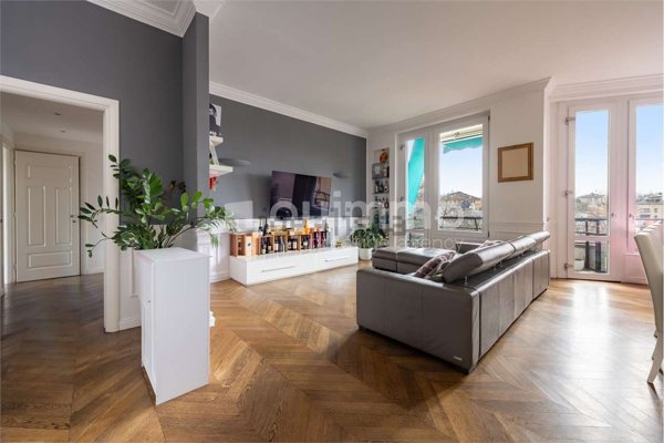 appartamento in affitto a Milano in zona Porta Nuova