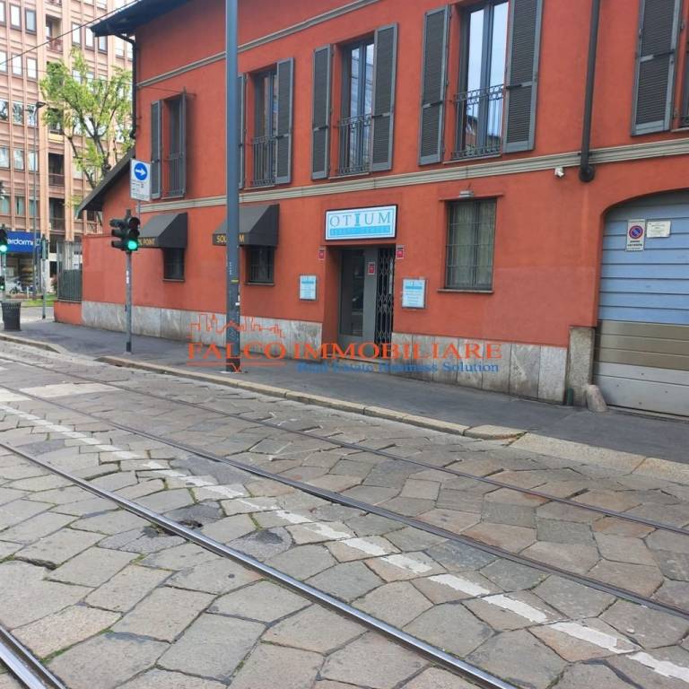 negozio in affitto a Milano in zona Vigentino