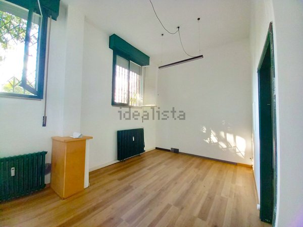 ufficio in affitto a Milano in zona Famagosta