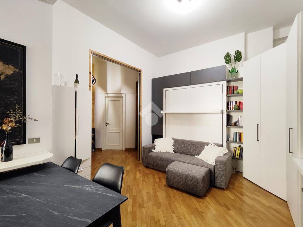 appartamento in affitto a Milano in zona Porta Nuova