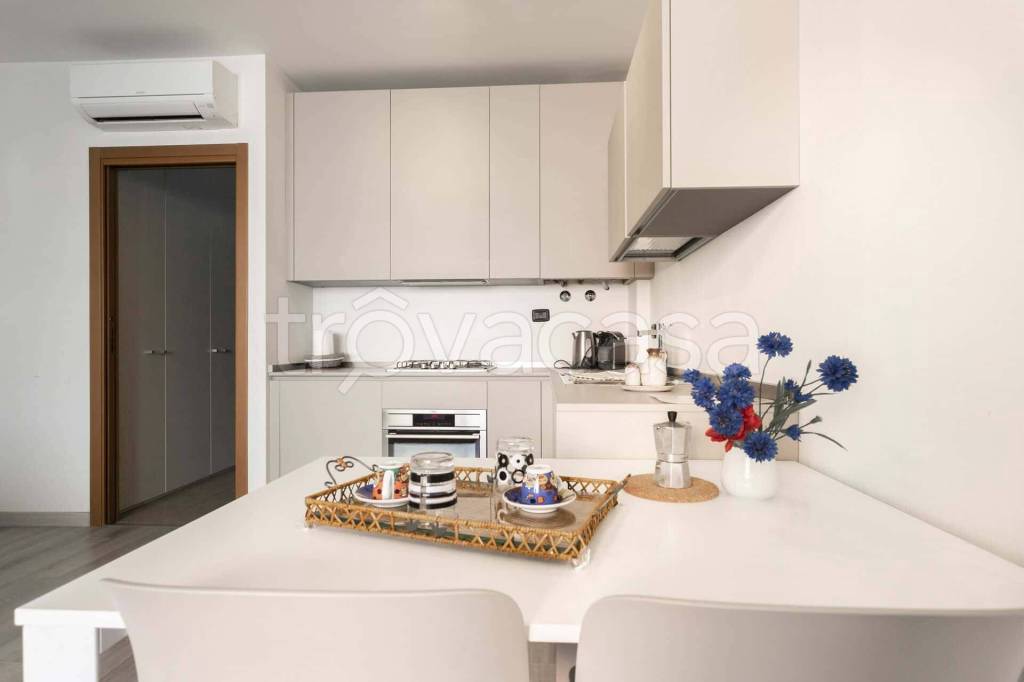 appartamento in affitto a Milano in zona Porta Genova