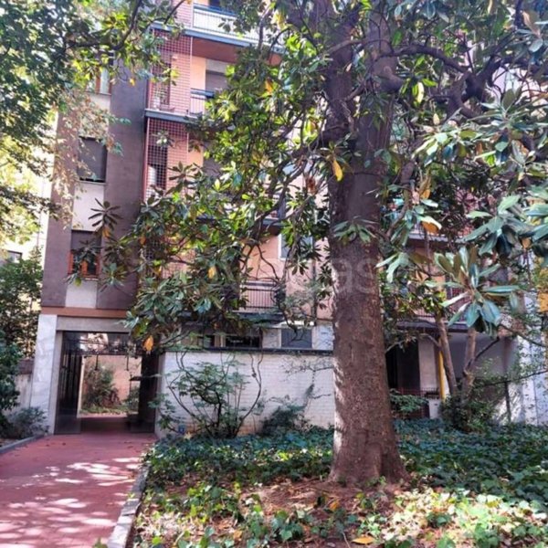 appartamento in affitto a Milano in zona Sant'Ambrogio