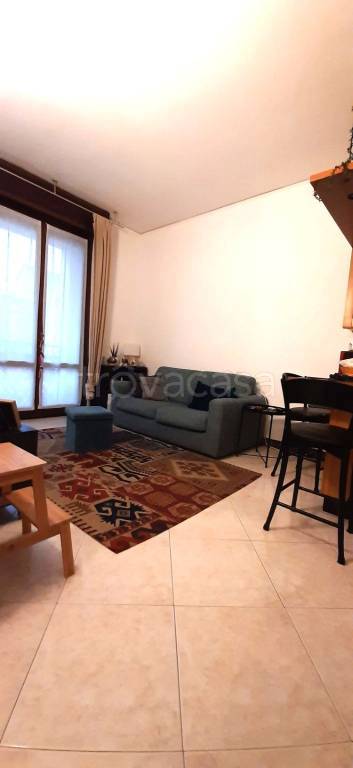 appartamento in affitto a Milano in zona Vigentino