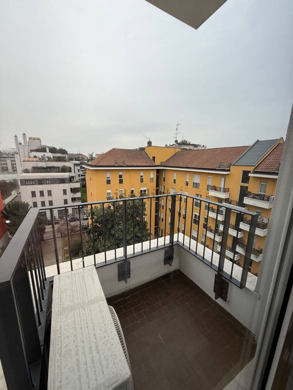 appartamento in affitto a Milano in zona Cinque Giornate