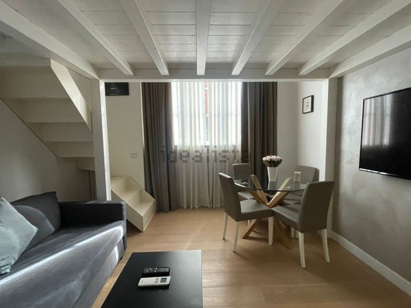 appartamento in affitto a Milano in zona Lorenteggio