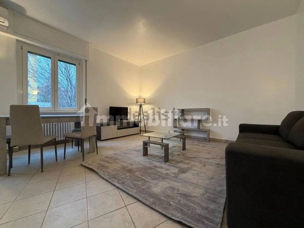 appartamento in affitto a Milano in zona Lorenteggio