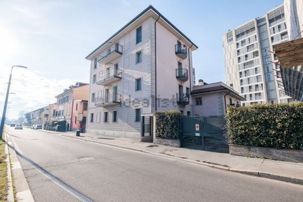 appartamento in affitto a Milano in zona Vigentino