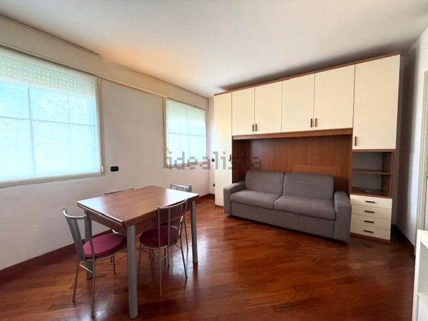 appartamento in affitto a Milano in zona Vigentino