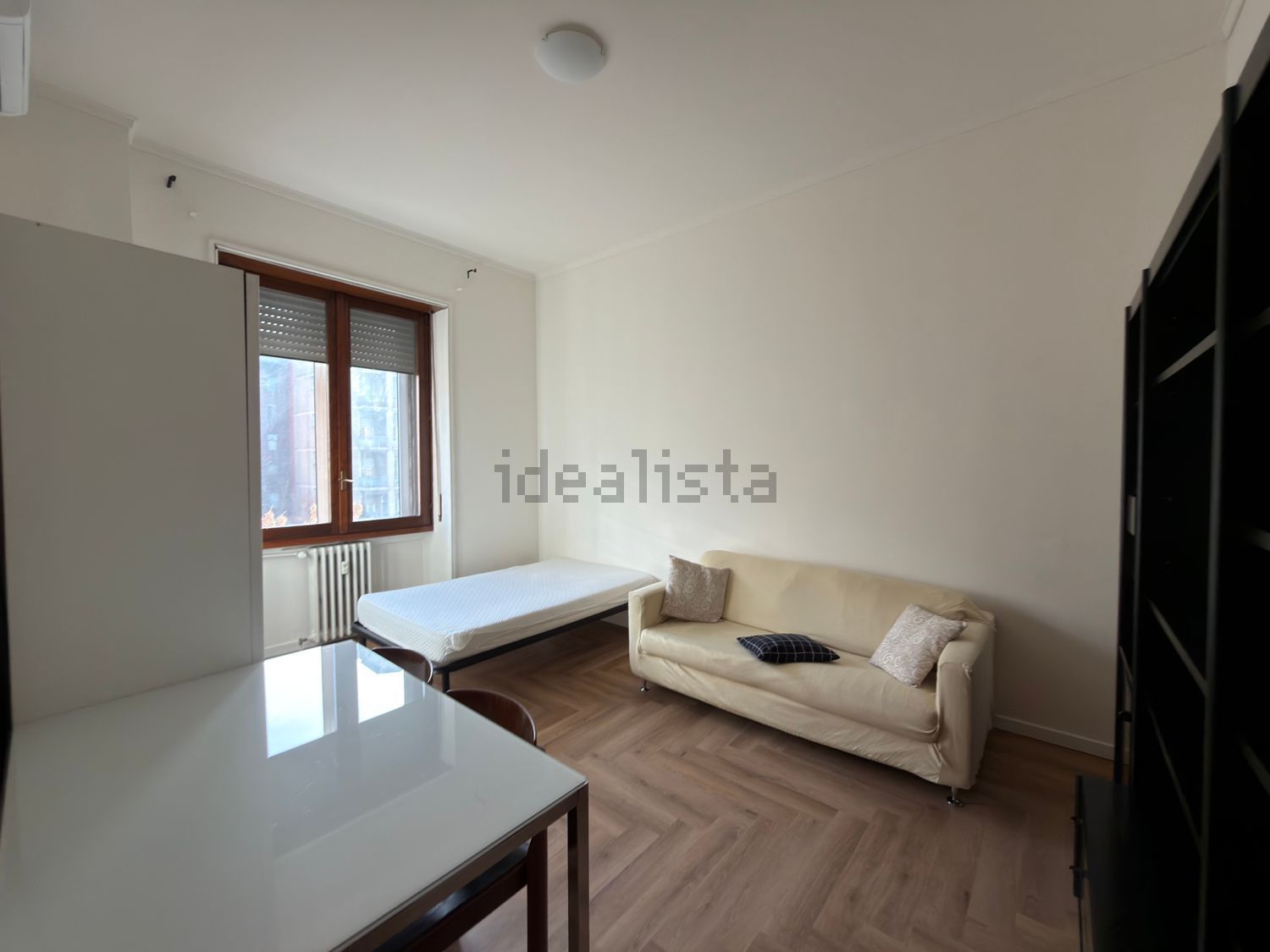 appartamento in affitto a Milano in zona Guastalla