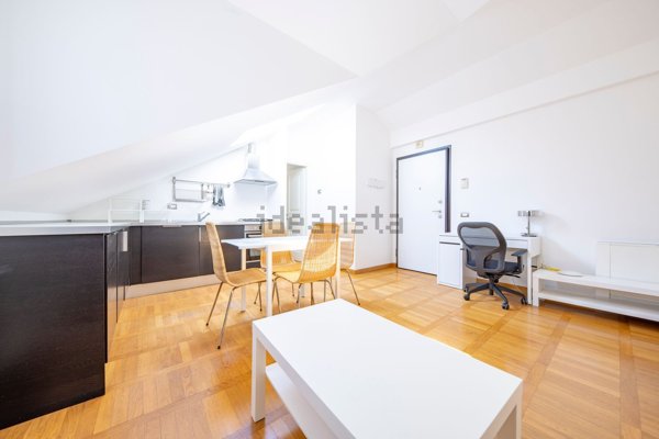 appartamento in affitto a Milano in zona Porta Genova