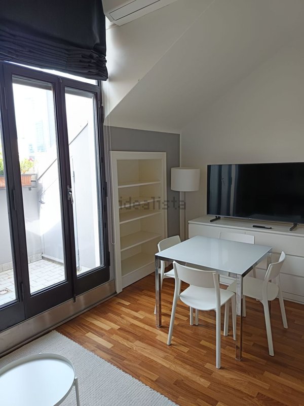 appartamento in affitto a Milano in zona Porta Nuova