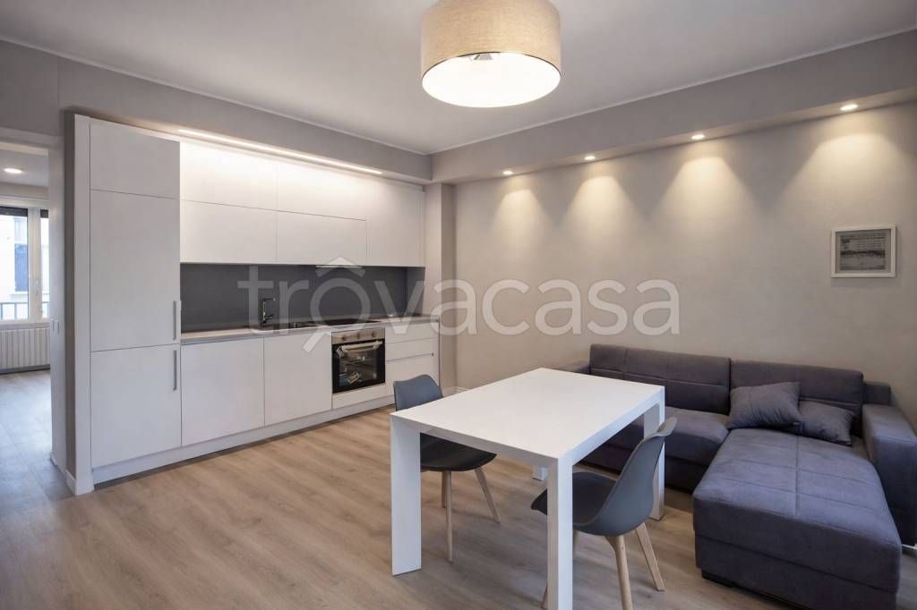 appartamento in affitto a Milano in zona Porta Nuova