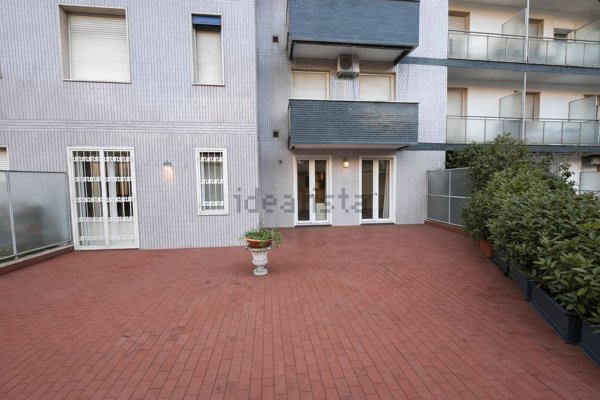 appartamento in affitto a Milano in zona Piazzale Lodi