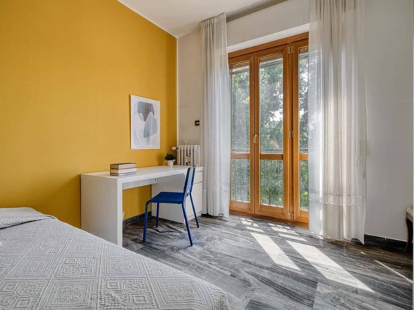 negozio in affitto a Milano in zona Vigentino