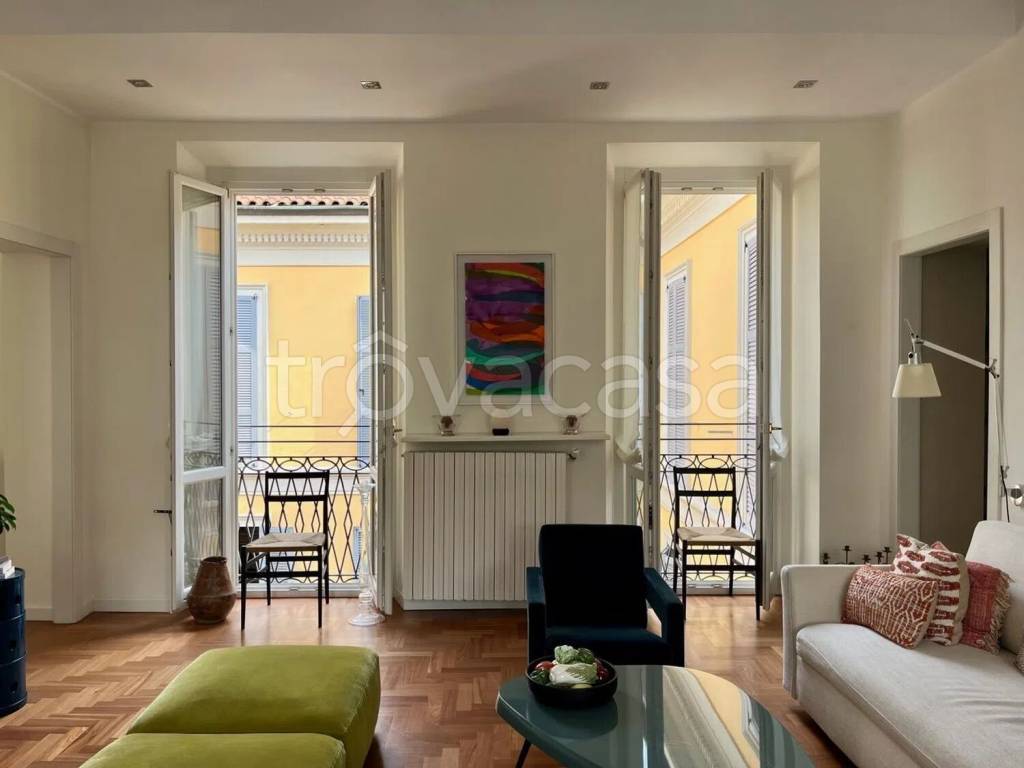 appartamento in affitto a Milano in zona Sant'Ambrogio