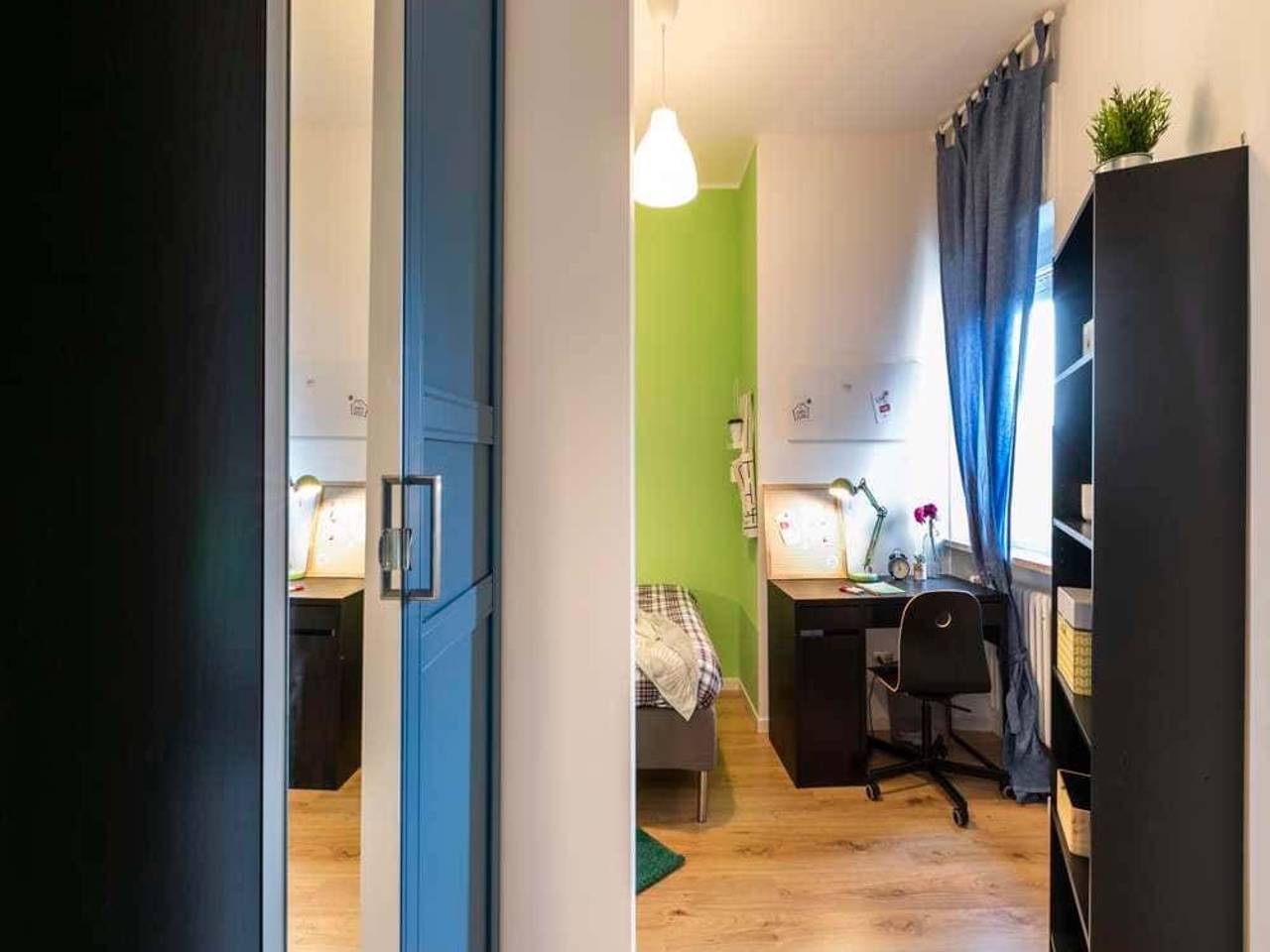 negozio in affitto a Milano in zona Lorenteggio