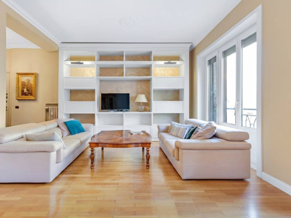 appartamento in affitto a Milano in zona Centro Direzionale