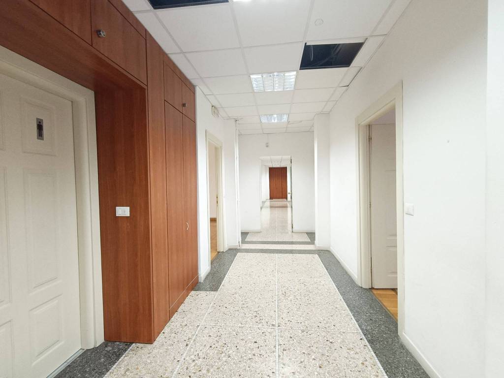 ufficio in affitto a Milano