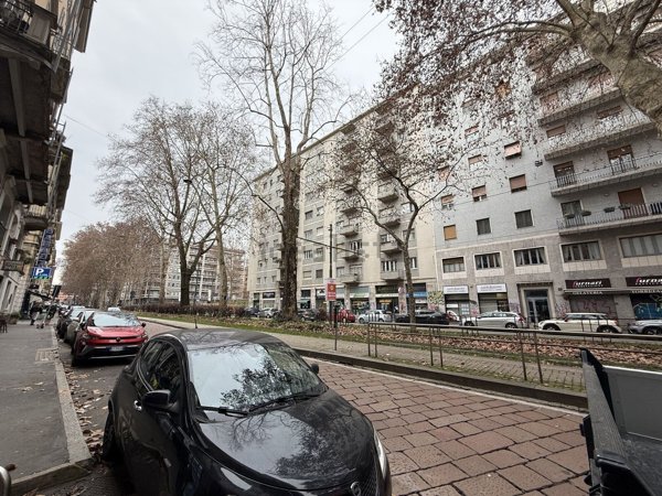negozio in affitto a Milano in zona Porta Romana