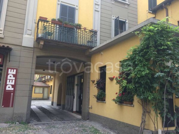 appartamento in affitto a Milano in zona Porta Genova