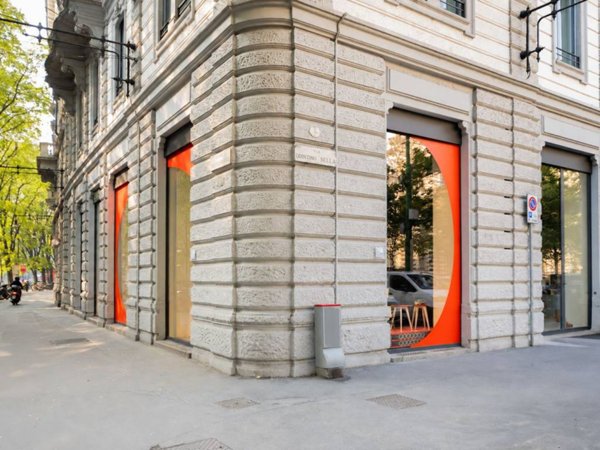 negozio in affitto a Milano