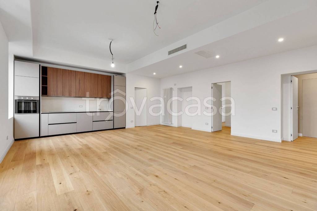 appartamento in affitto a Milano in zona Sant'Ambrogio