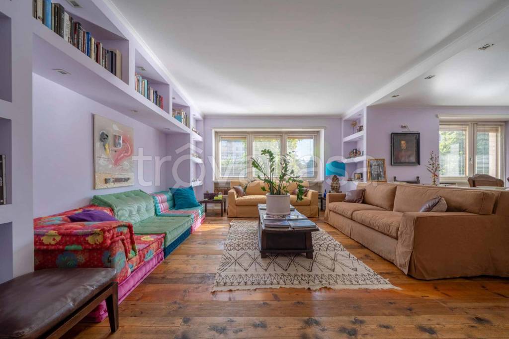 appartamento in affitto a Milano in zona Bullona