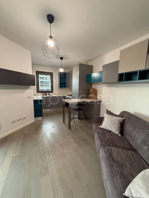 appartamento in affitto a Milano in zona Vigentino