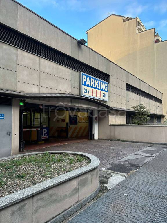 appartamento in affitto a Milano in zona Cadorna