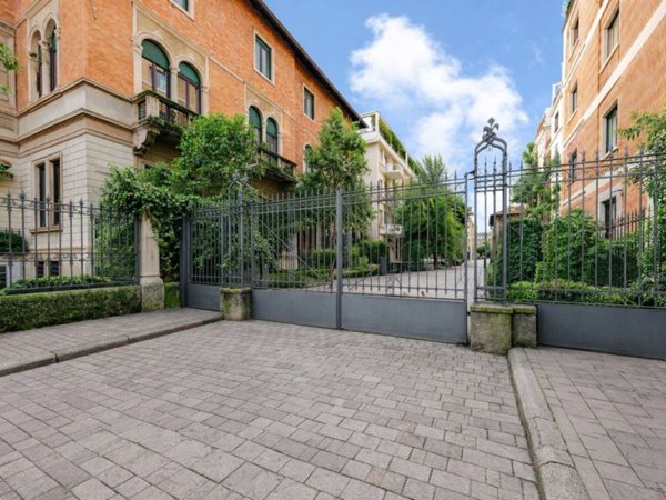 ufficio in affitto a Milano in zona Sant'Ambrogio