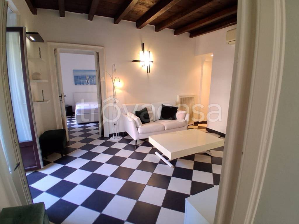 appartamento in affitto a Milano in zona Bocconi