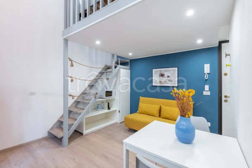 appartamento in affitto a Milano in zona Isola