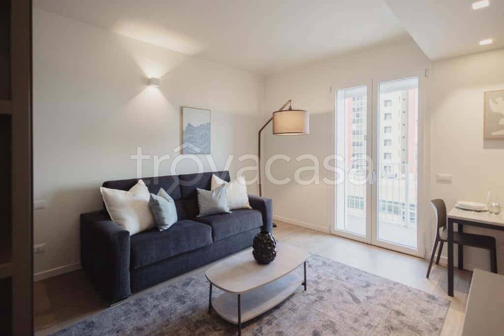 appartamento in affitto a Milano in zona Barona