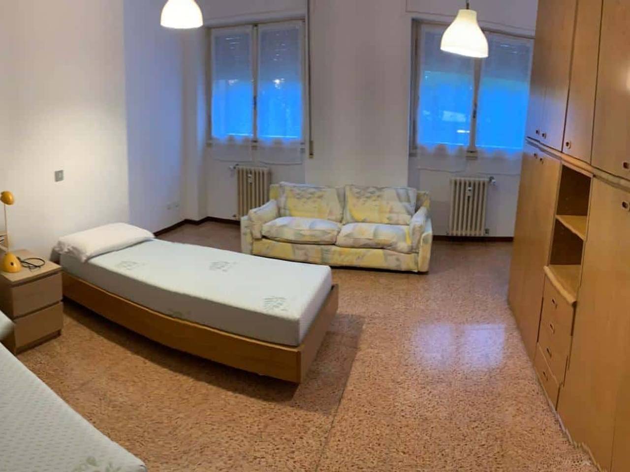 negozio in affitto a Milano in zona Quarto Cagnino