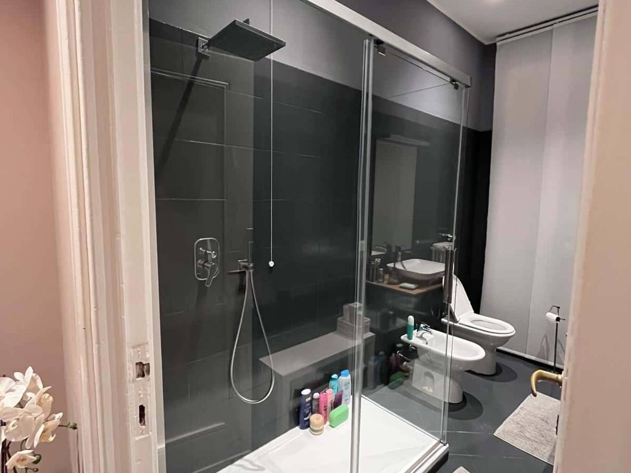 negozio in affitto a Milano in zona Sant'Ambrogio