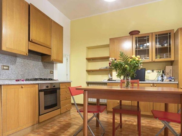 negozio in affitto a Milano in zona Conchetta