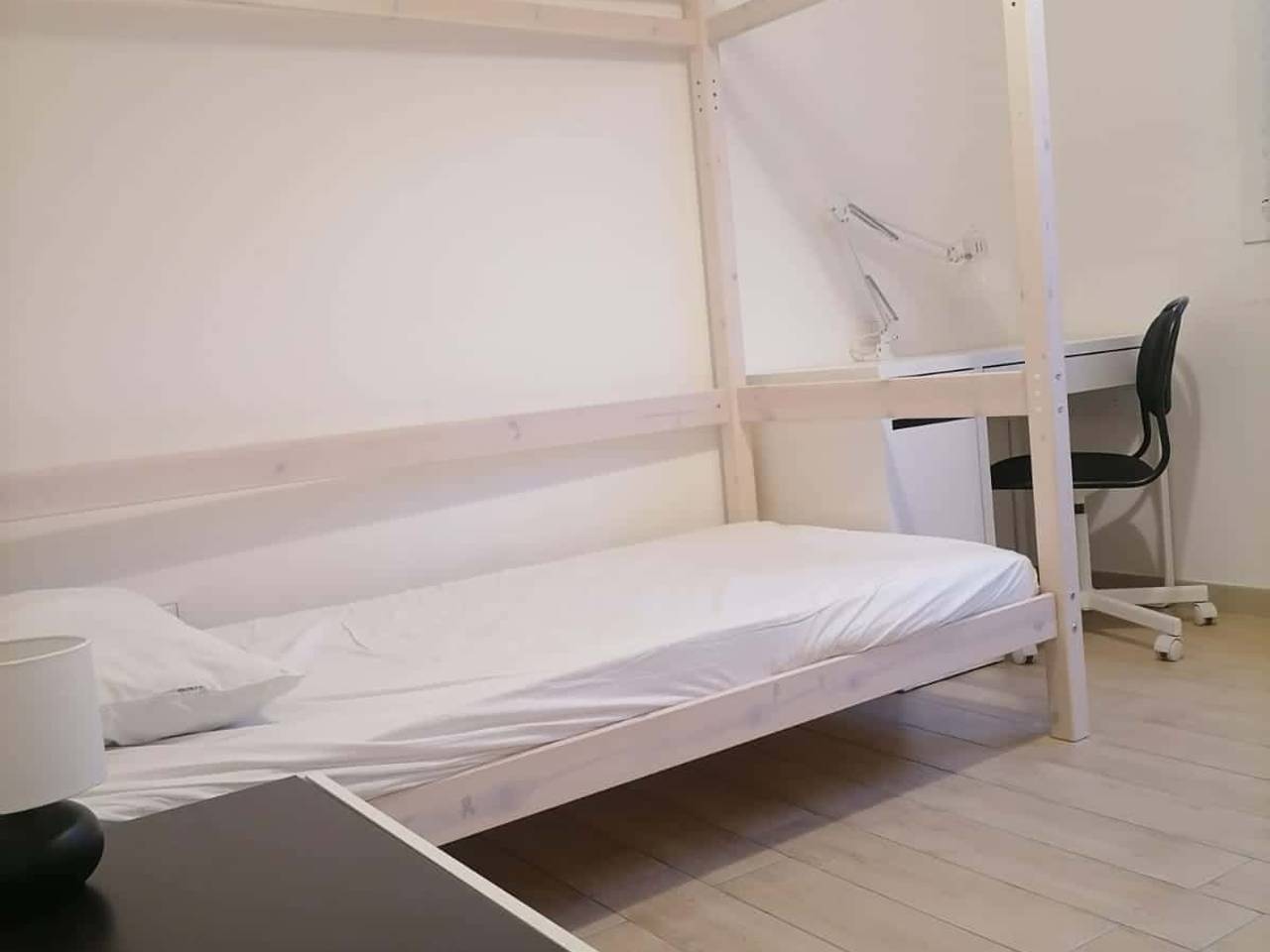 negozio in affitto a Milano in zona Affori