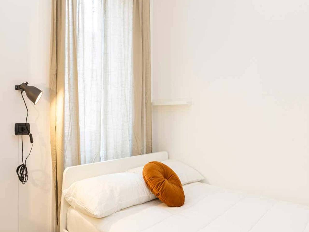 negozio in affitto a Milano