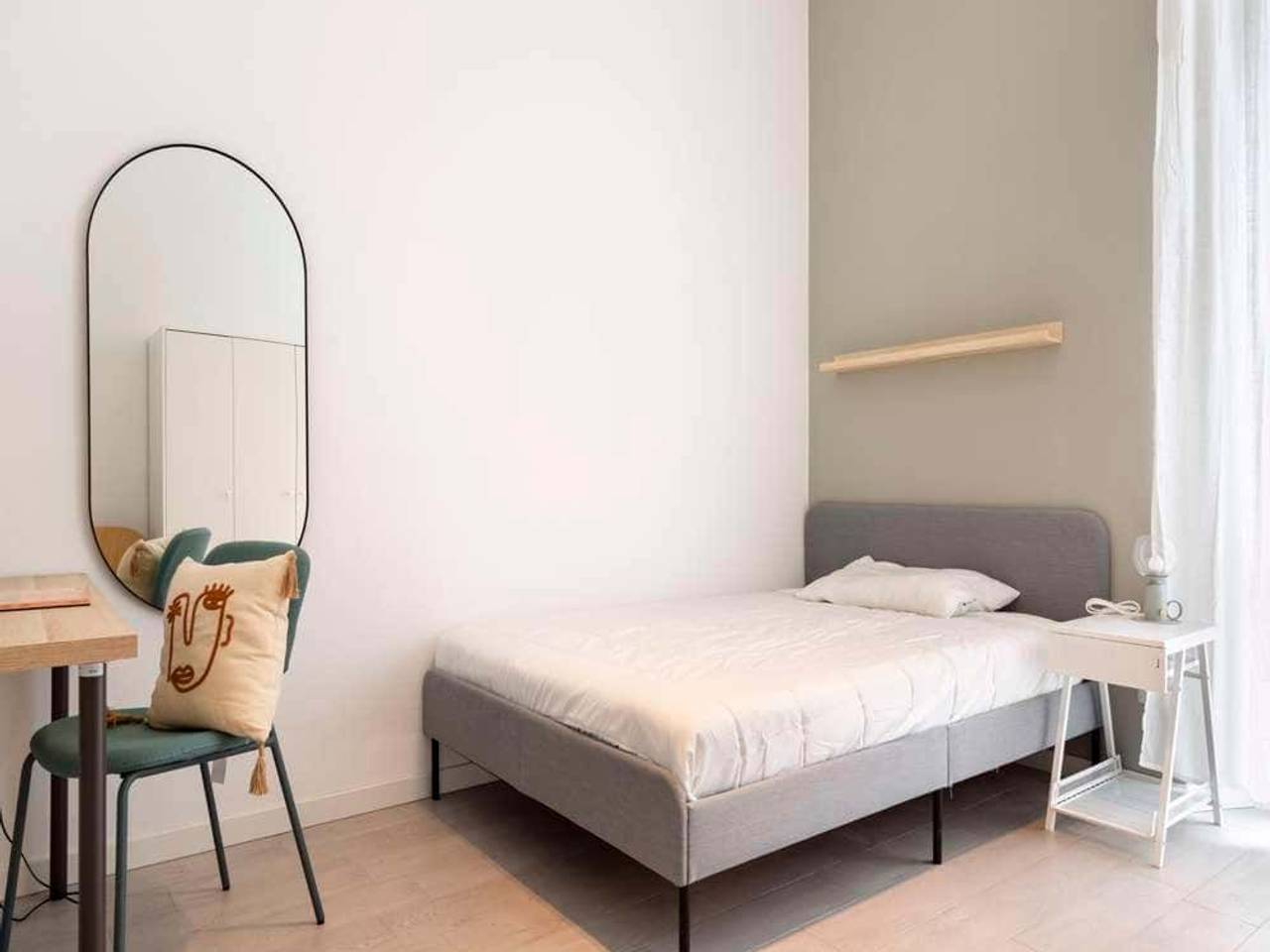 negozio in affitto a Milano in zona Famagosta