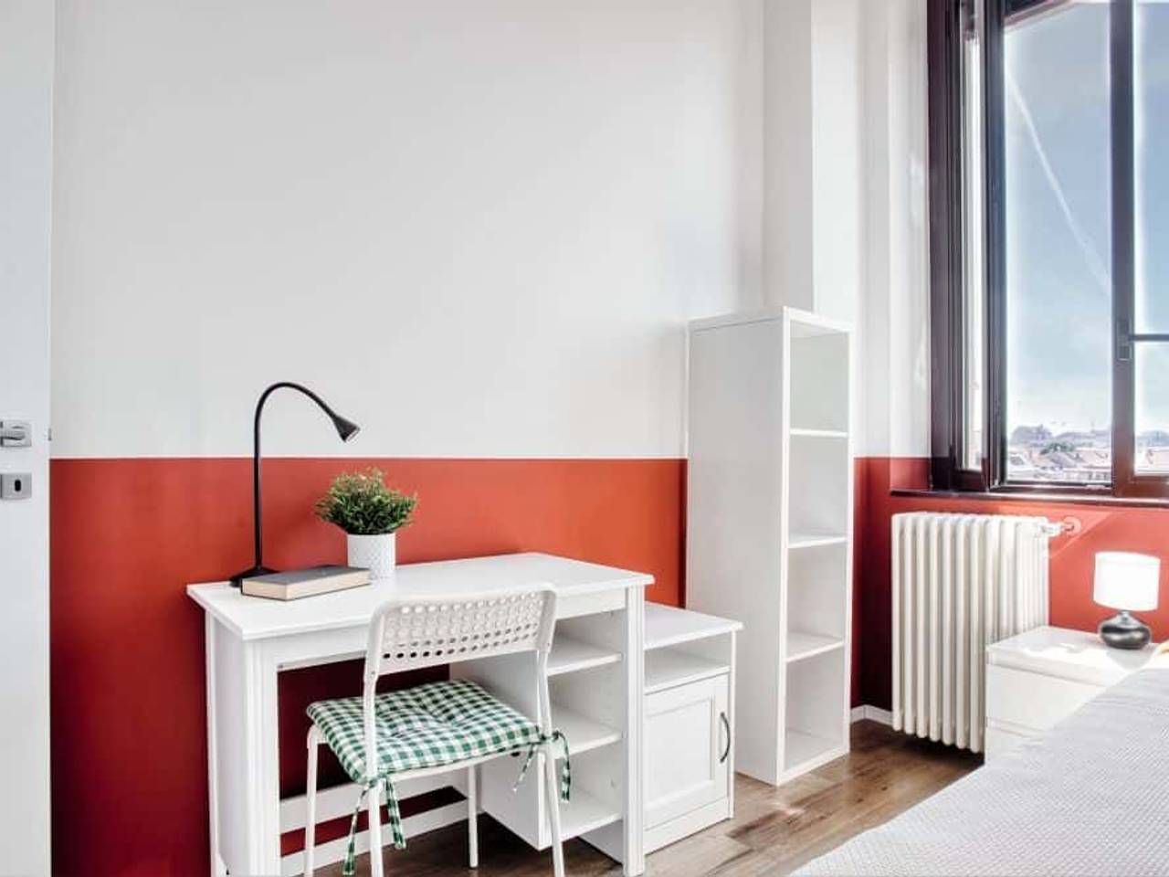 negozio in affitto a Milano in zona Morivione