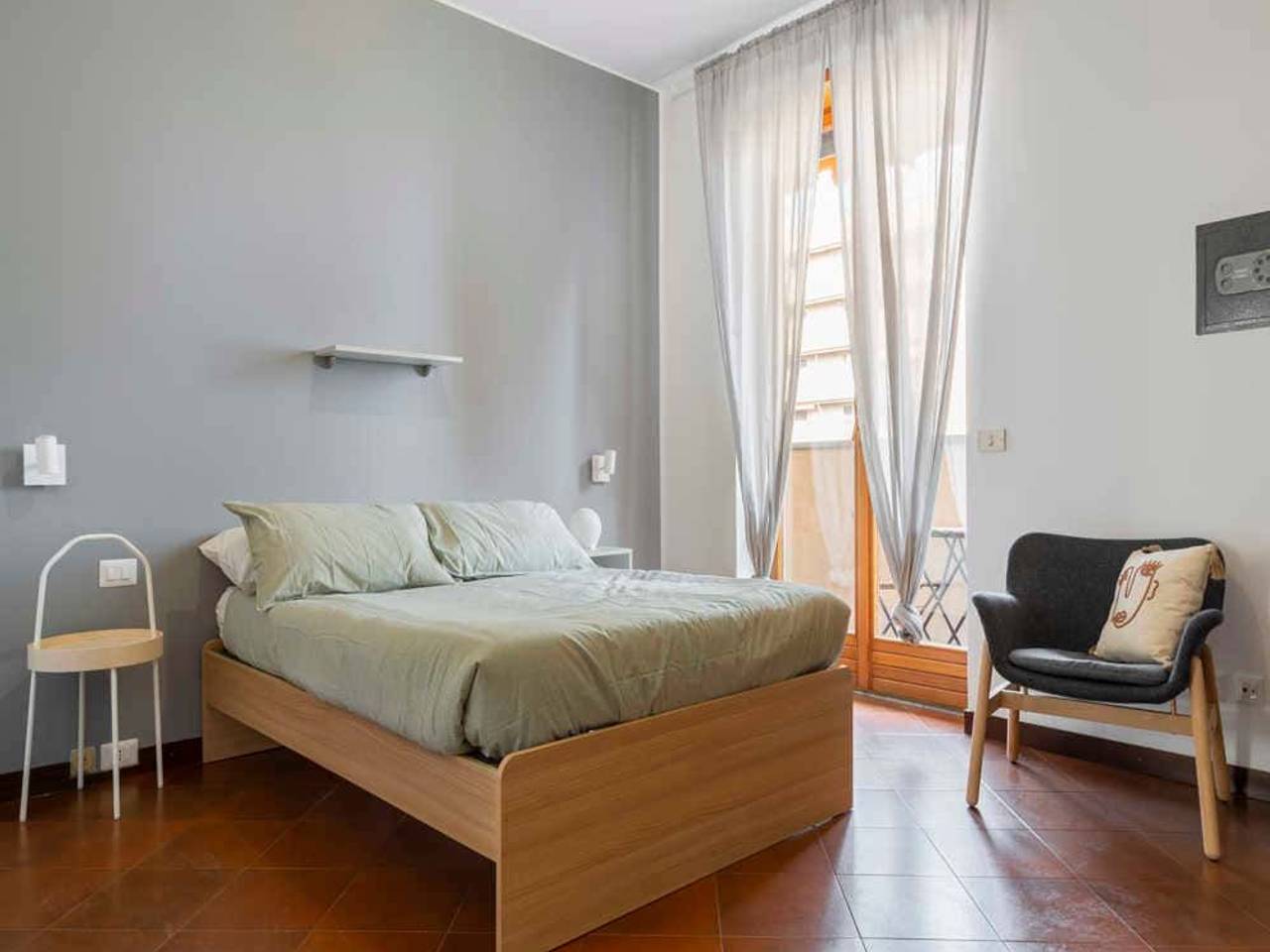 negozio in affitto a Milano in zona Piazzale Lodi