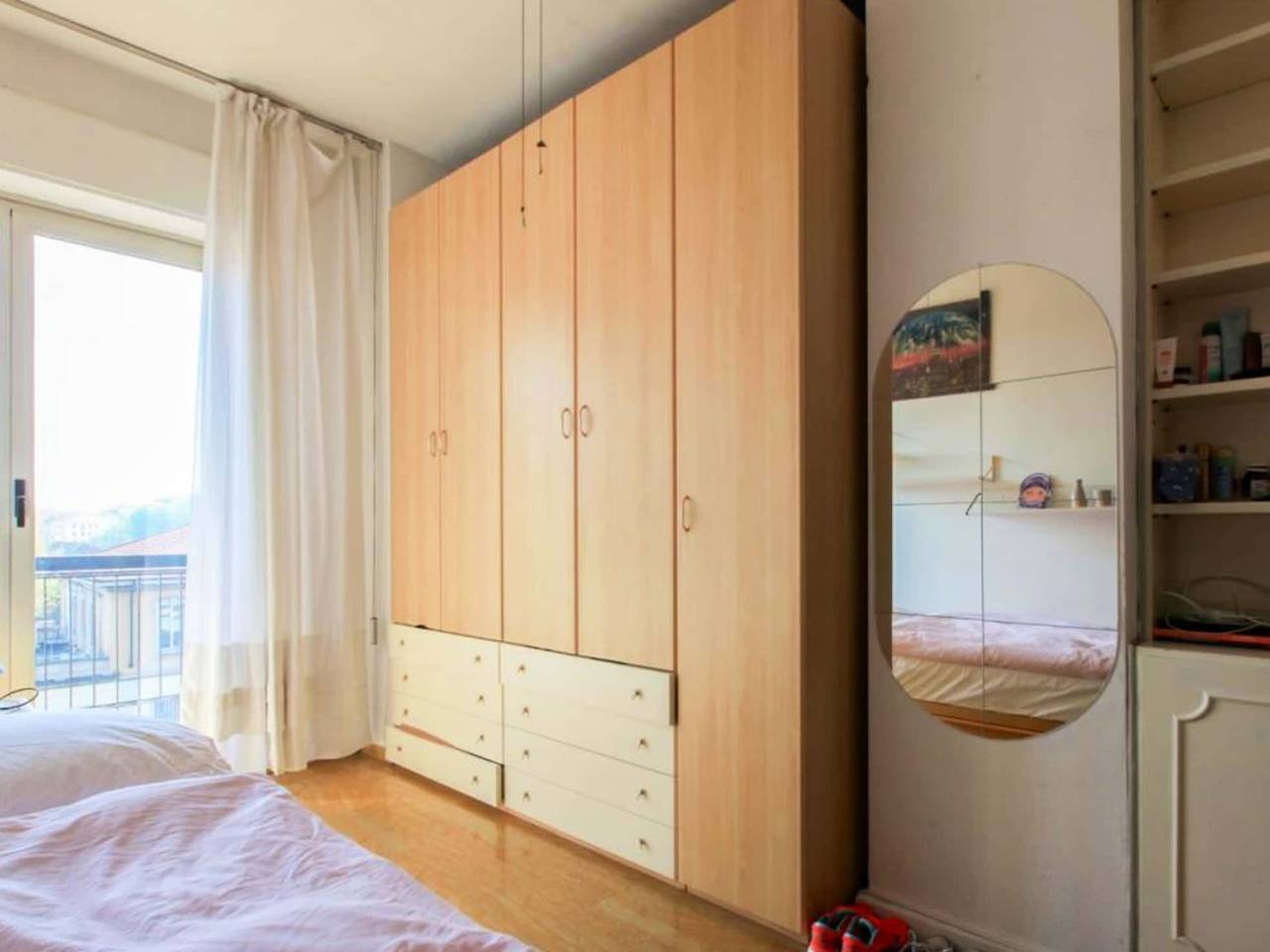 negozio in affitto a Milano in zona Moncucco