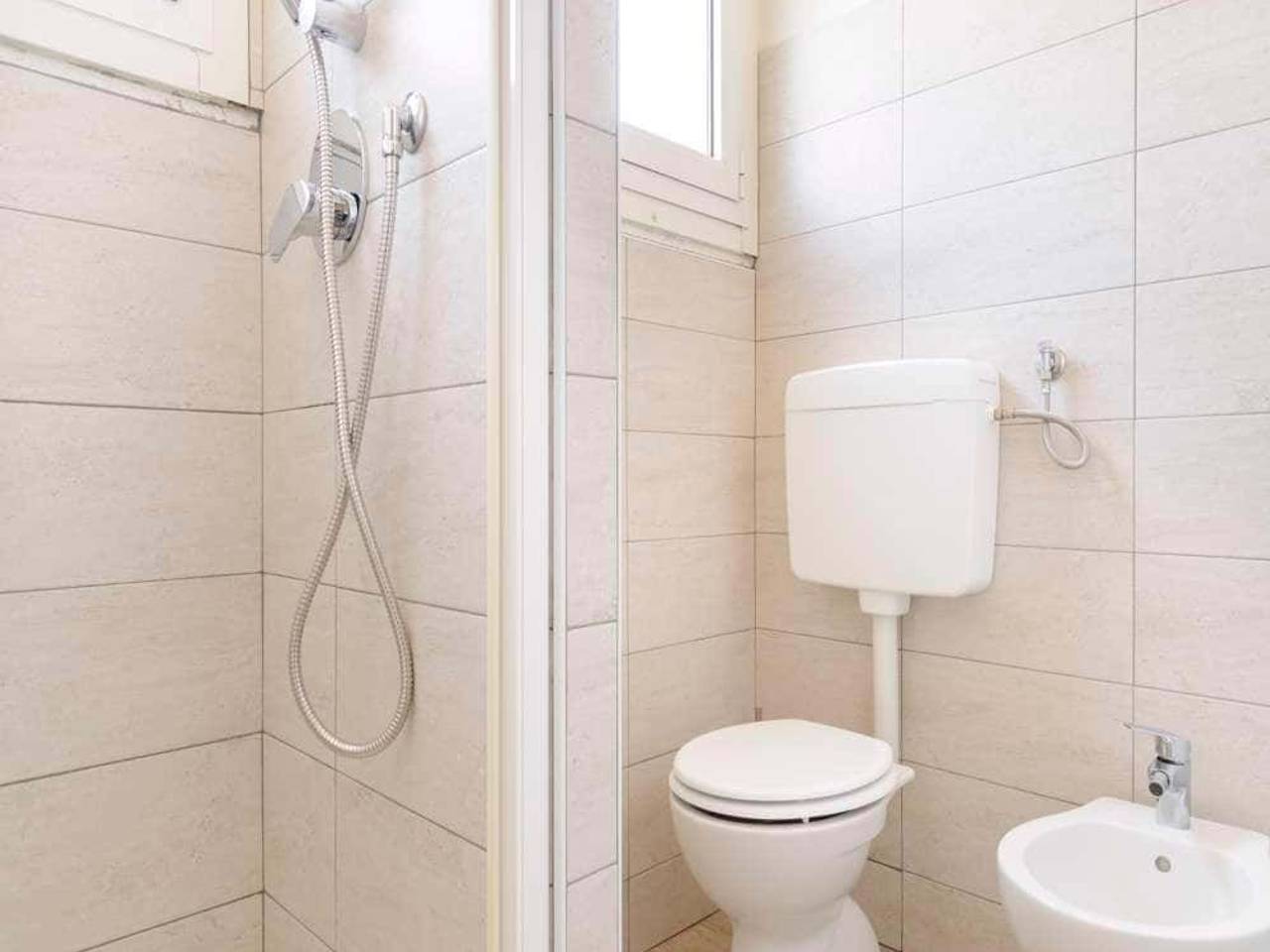 negozio in affitto a Milano in zona Città Studi