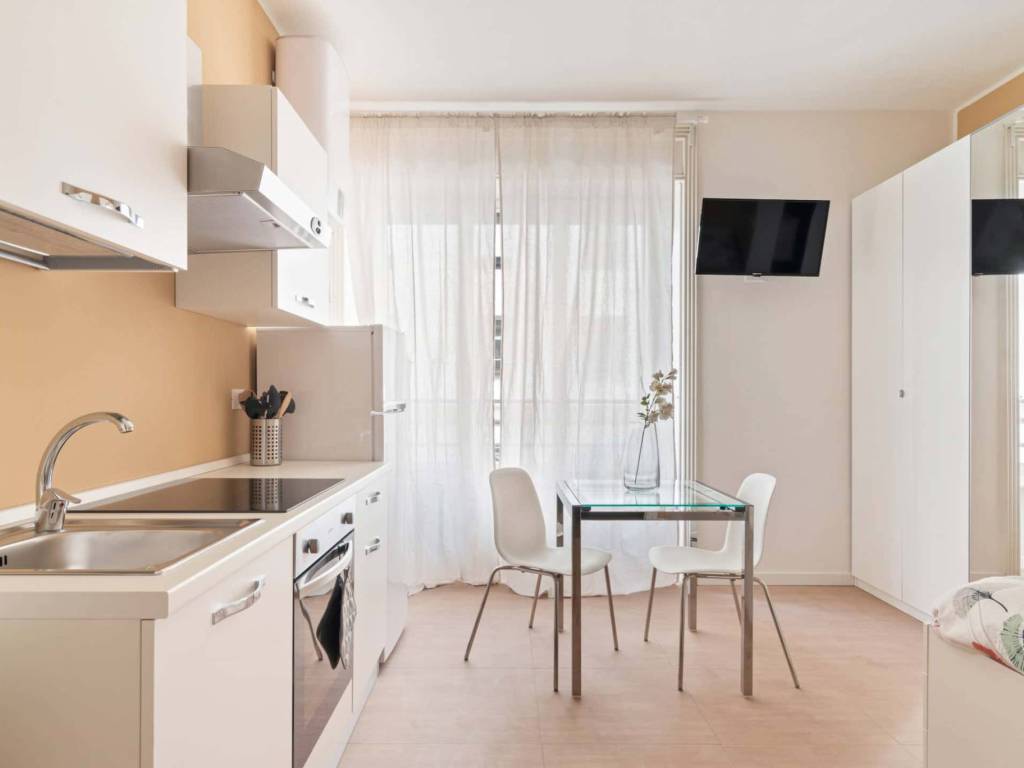 appartamento in affitto a Milano in zona Guastalla