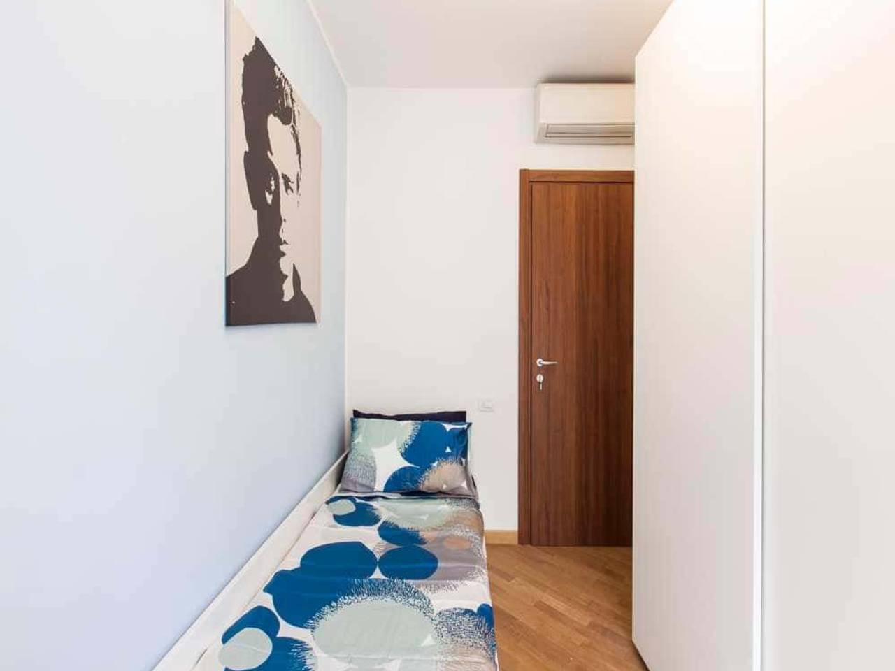 negozio in affitto a Milano in zona Piazzale Lodi