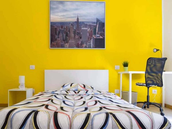 negozio in affitto a Milano in zona Centro Direzionale