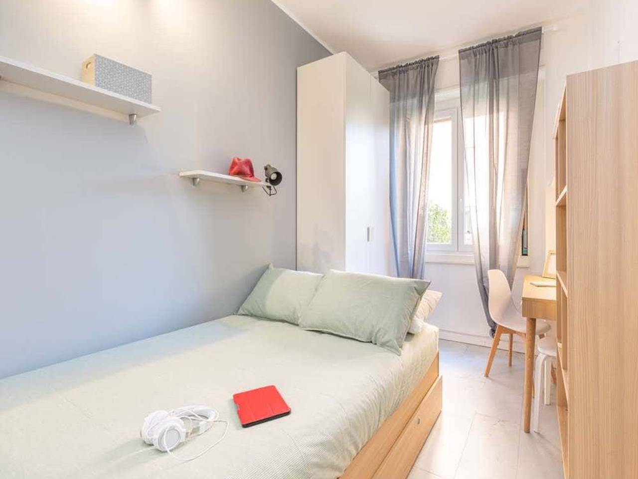 negozio in affitto a Milano in zona Affori